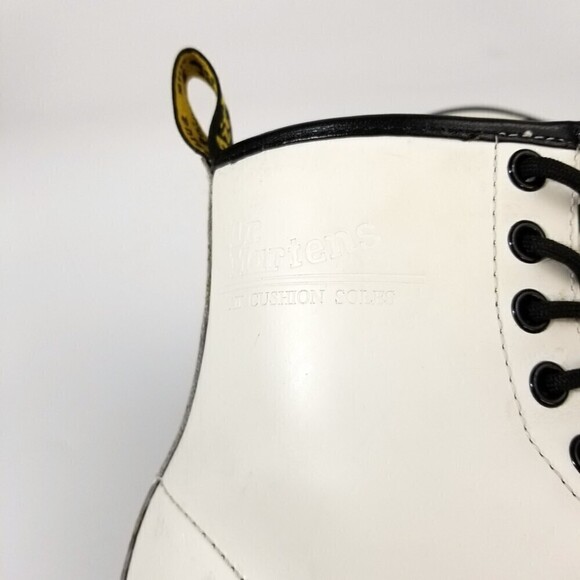 Dr. Martens 1460 Smooth Leather Lace Up Boots 90s Y2k Grunge Streetwear Workwear - Picture 10 of 12